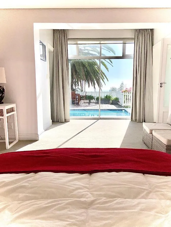 Private Pool! Bantry Bay Large Flat With Solar Apartment Cape Town South Africa